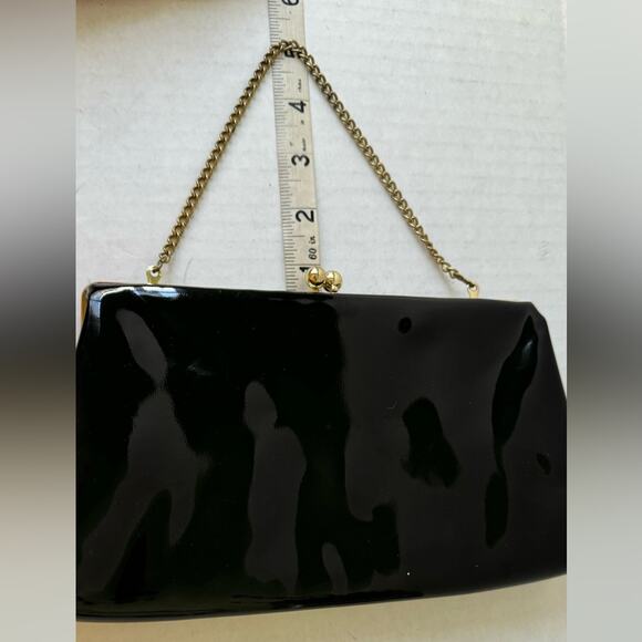 Black Patent Leather Kiss Lock Wrist Evening Bag - Picture 6 of 7